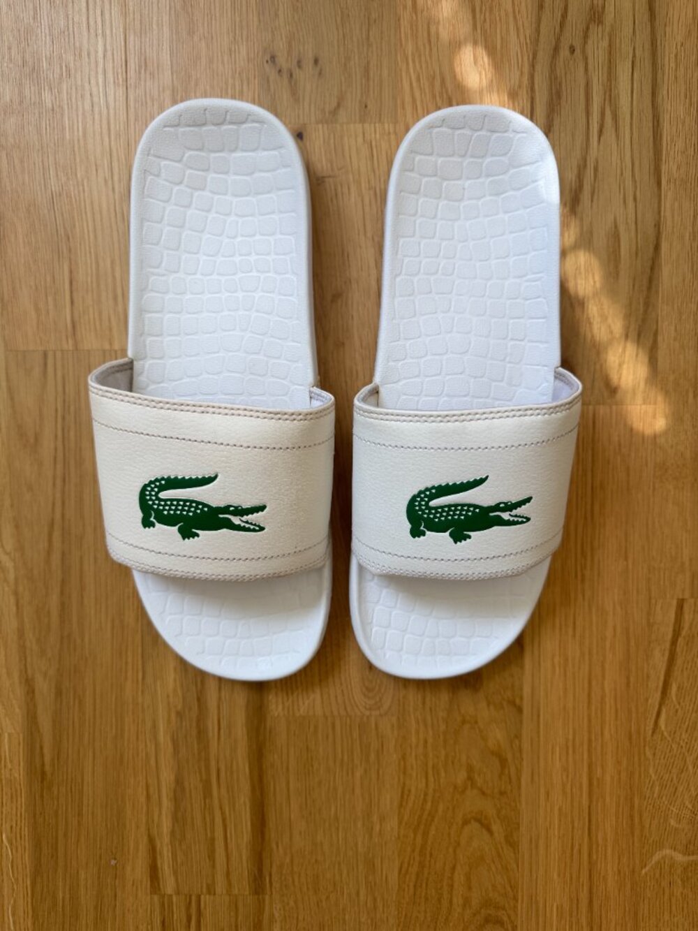 Lacoste Men's Serve Slide - 8 - Picture 4 of 4
